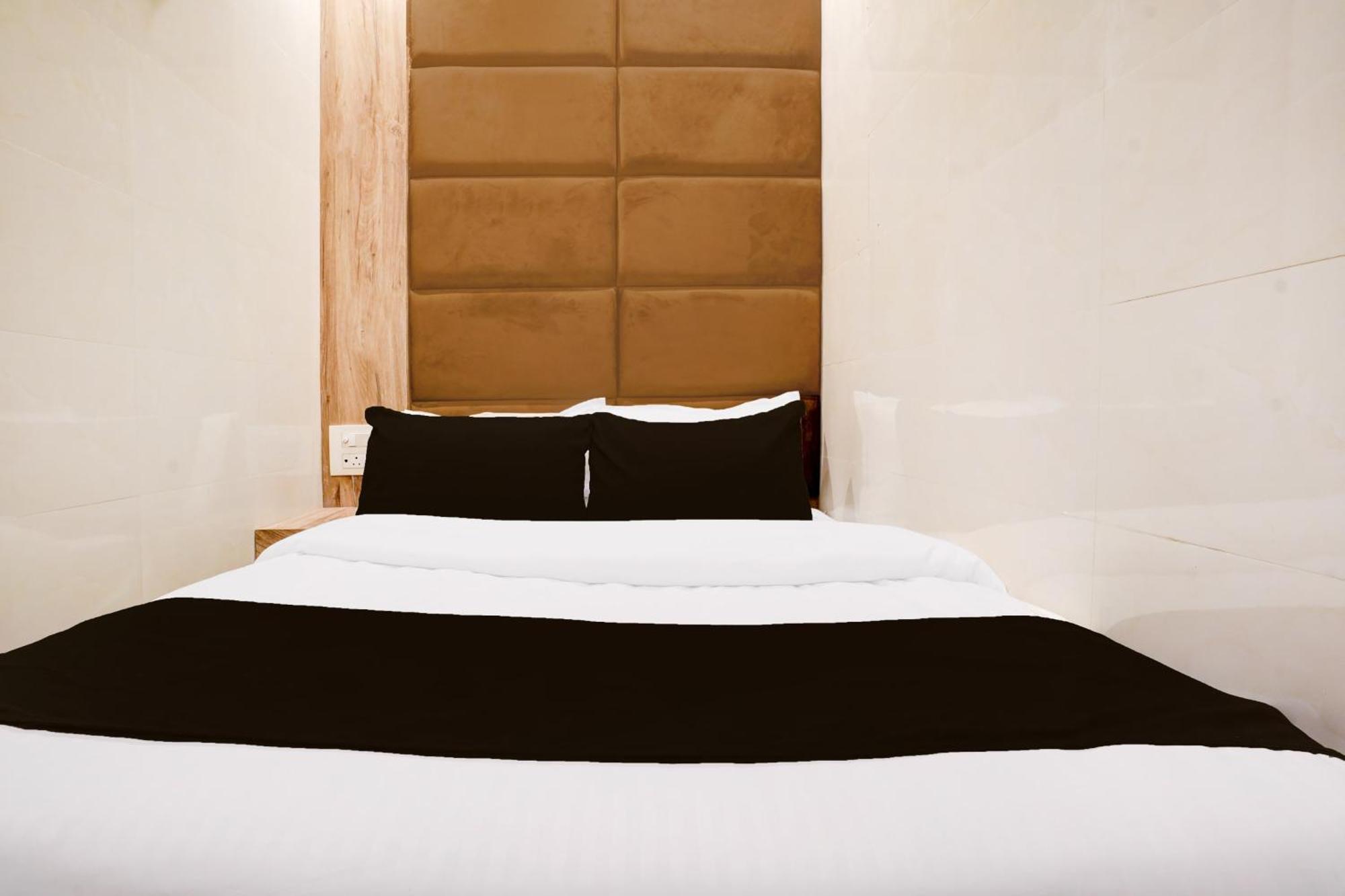 O New Firdous Hotel