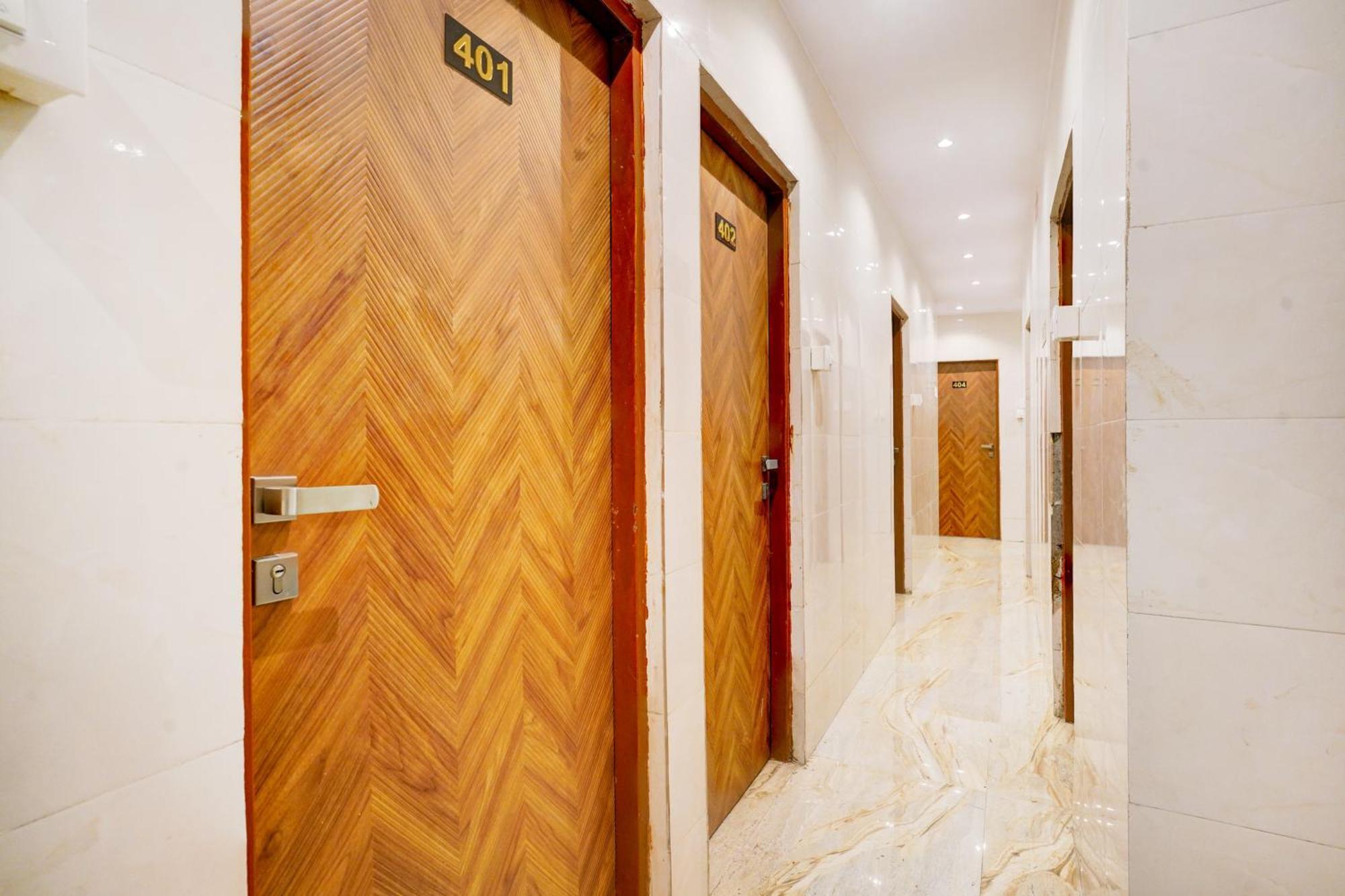Hotel O New Firdous *